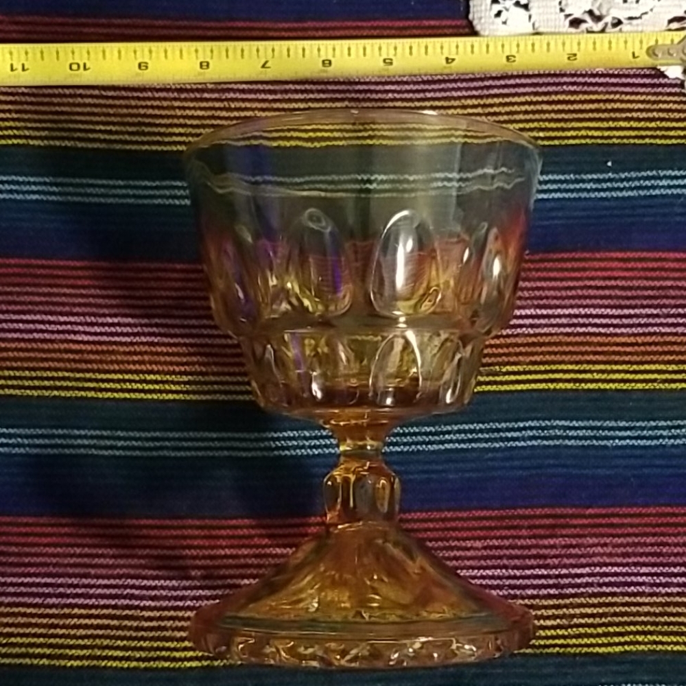 Amber colored vintage vase - Picture 8 of 8